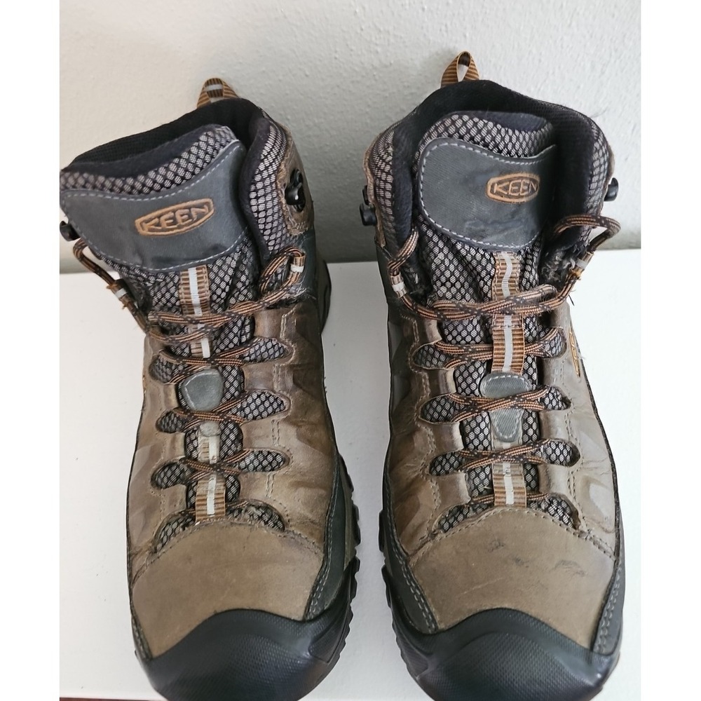 KEEN Men's Targhee Mid Height Waterproof All-Terrain Hiking Boots Sz 9 Wide